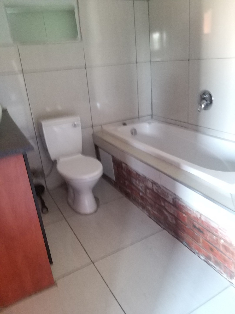 To Let 3 Bedroom Property for Rent in Annadale Limpopo