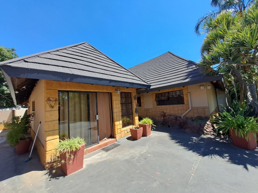 3 Bedroom Property for Sale in Bendor Limpopo