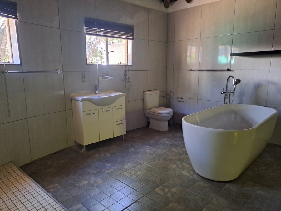 3 Bedroom Property for Sale in Bendor Limpopo