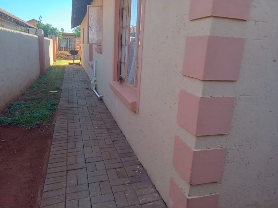 3 Bedroom Property for Sale in Northam Limpopo