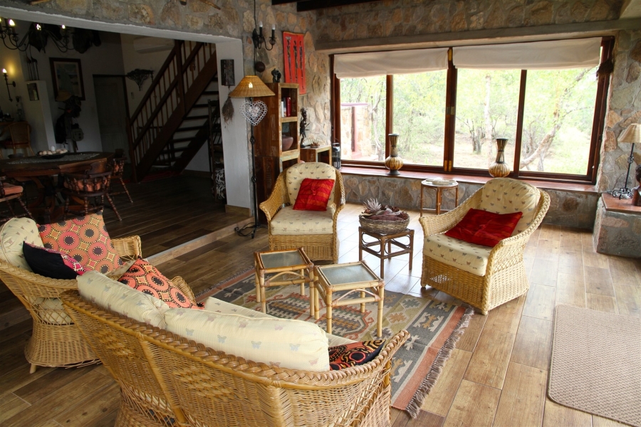 5 Bedroom Property for Sale in Lissataba Private Nature Reserve Limpopo