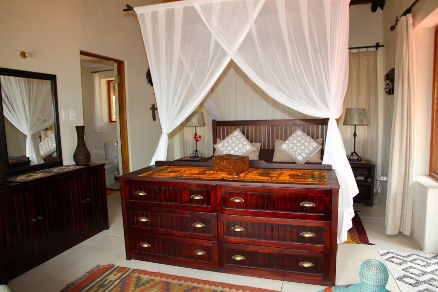 5 Bedroom Property for Sale in Lissataba Private Nature Reserve Limpopo