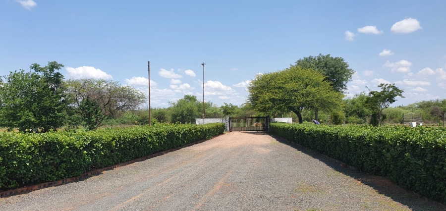 7 Bedroom Property for Sale in Mookgopong Limpopo