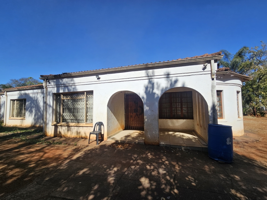 7 Bedroom Property for Sale in Louis Trichardt Limpopo