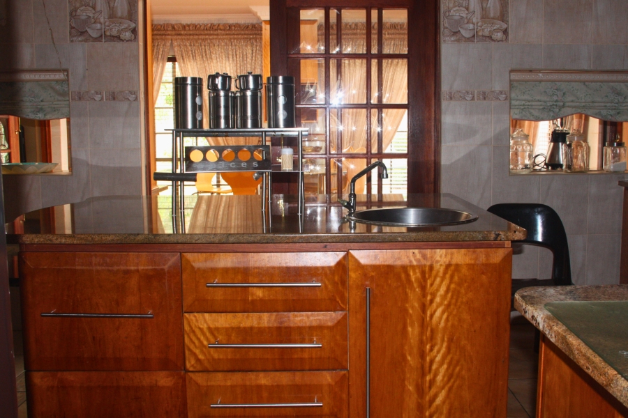 5 Bedroom Property for Sale in Sterpark Limpopo