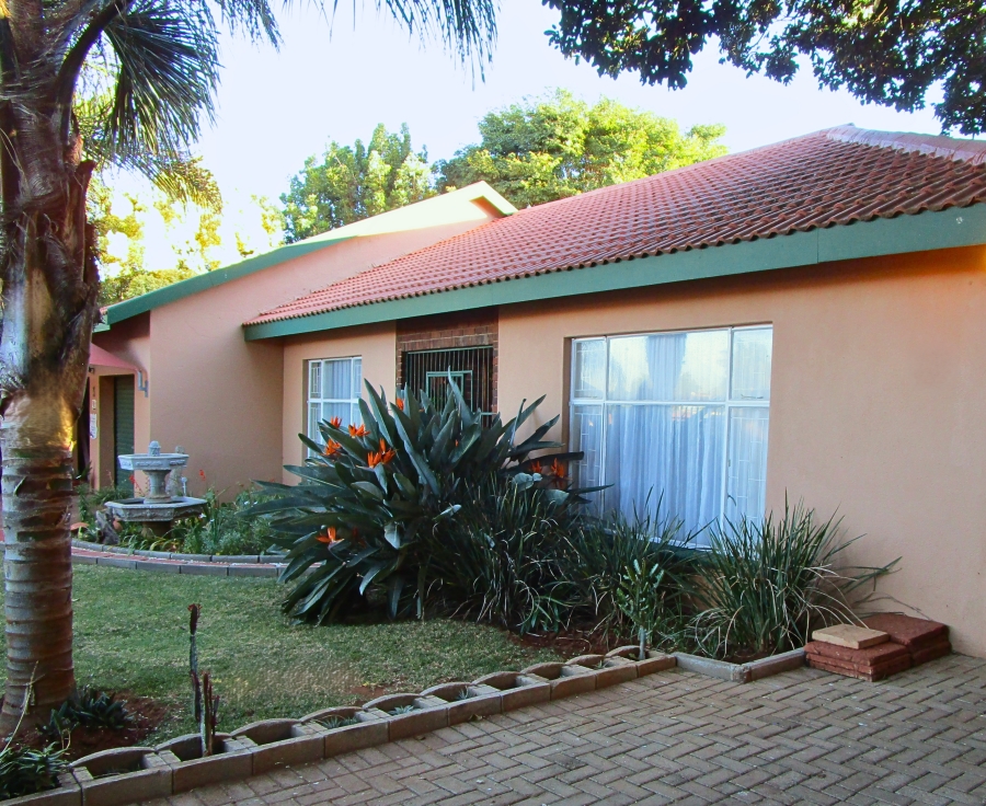 3 Bedroom Property for Sale in Fauna Park Limpopo