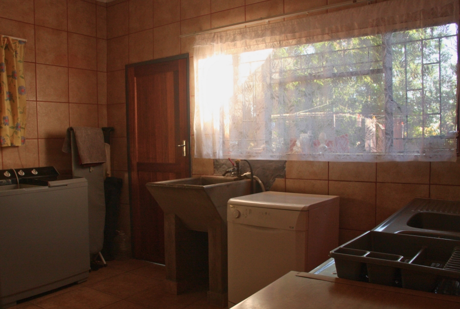 3 Bedroom Property for Sale in Fauna Park Limpopo