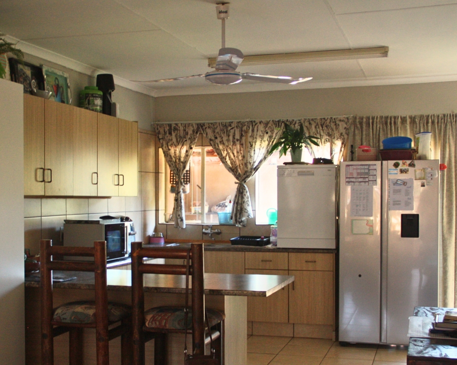 3 Bedroom Property for Sale in Fauna Park Limpopo