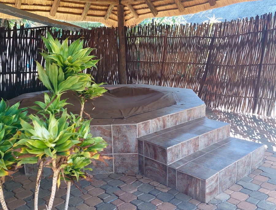 4 Bedroom Property for Sale in Fauna Park Limpopo