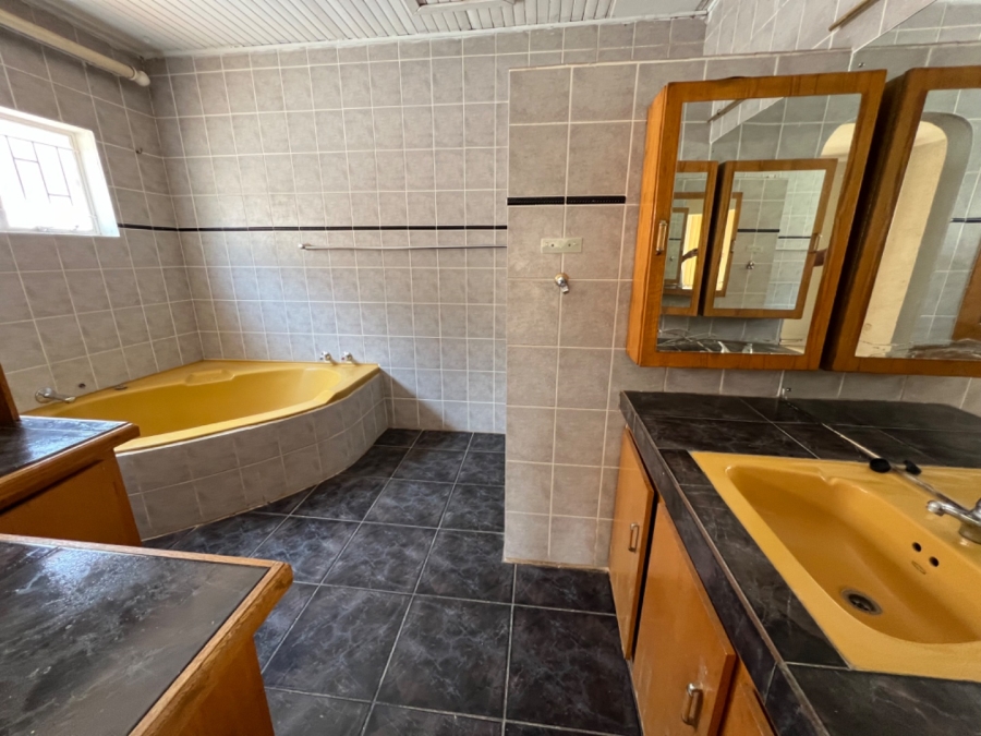 4 Bedroom Property for Sale in Bendor Limpopo