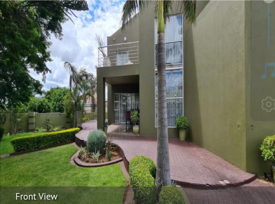 7 Bedroom Property for Sale in Eagles Crest Limpopo