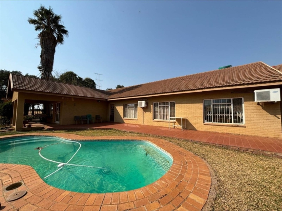 8 Bedroom Property for Sale in Bela Bela Limpopo