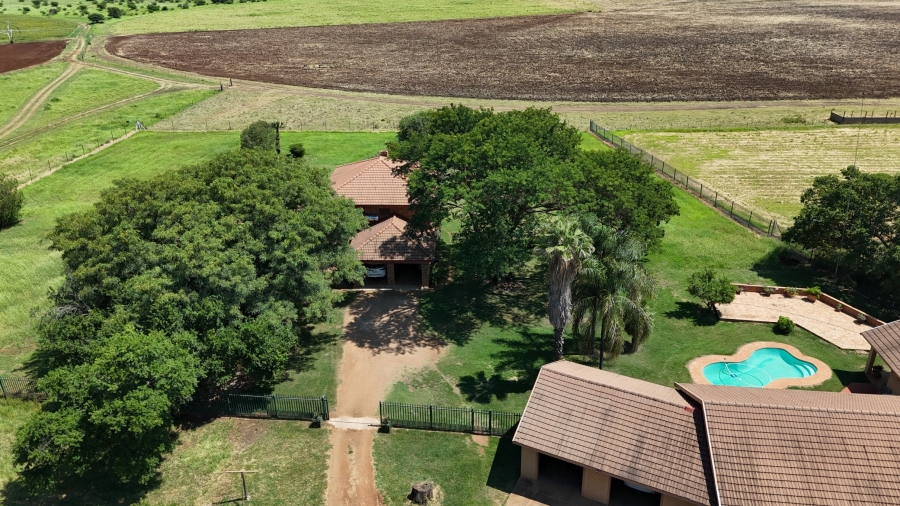 8 Bedroom Property for Sale in Bela Bela Limpopo
