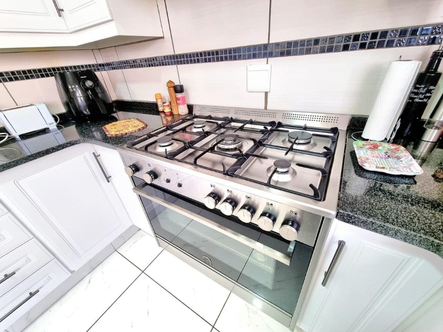 2 Bedroom Property for Sale in Modimolle Limpopo