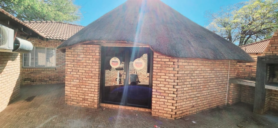 6 Bedroom Property for Sale in Northam Limpopo