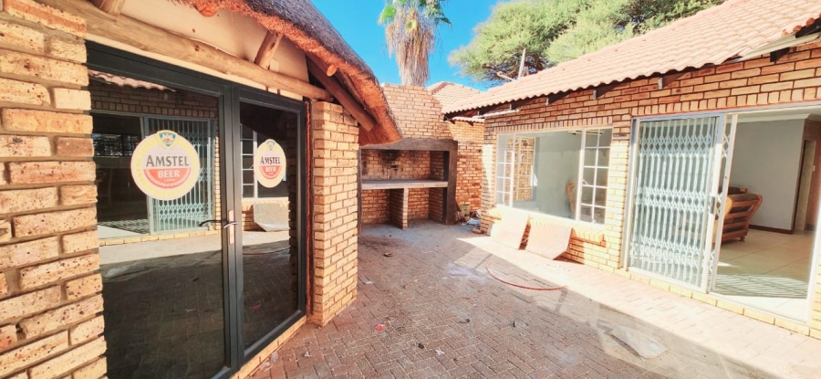6 Bedroom Property for Sale in Northam Limpopo