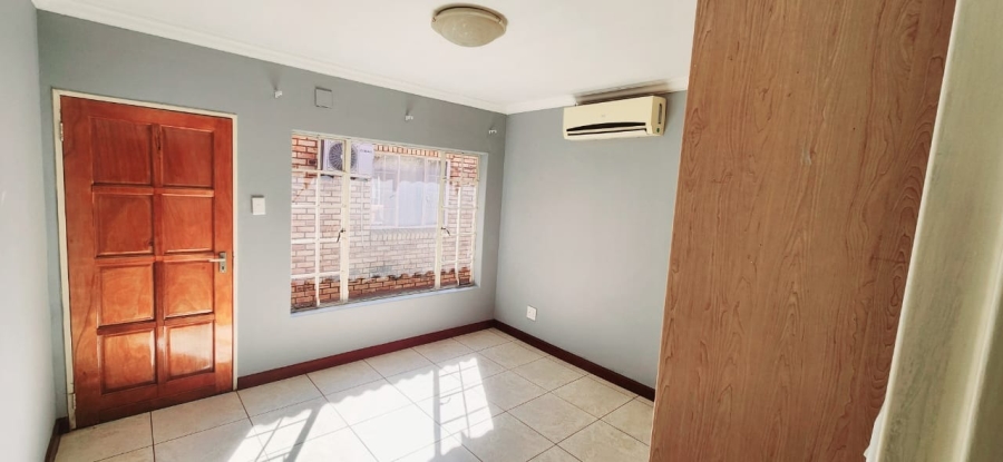 6 Bedroom Property for Sale in Northam Limpopo