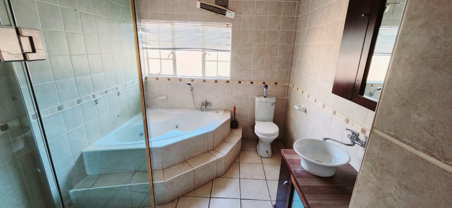 6 Bedroom Property for Sale in Northam Limpopo