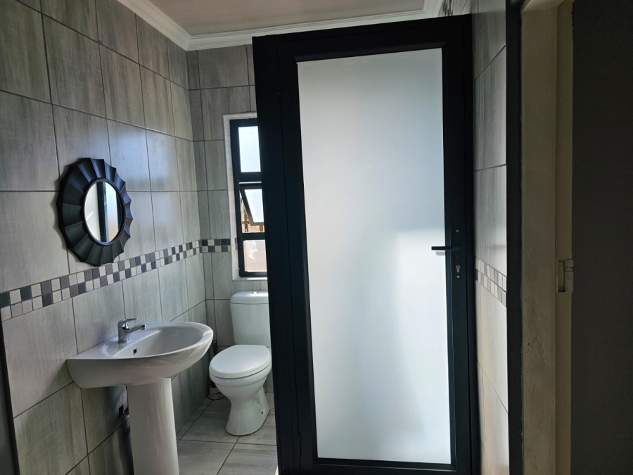 Commercial Property for Sale in Doveni Limpopo