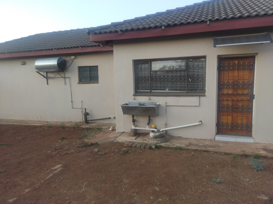 4 Bedroom Property for Sale in Mulenzhe Limpopo
