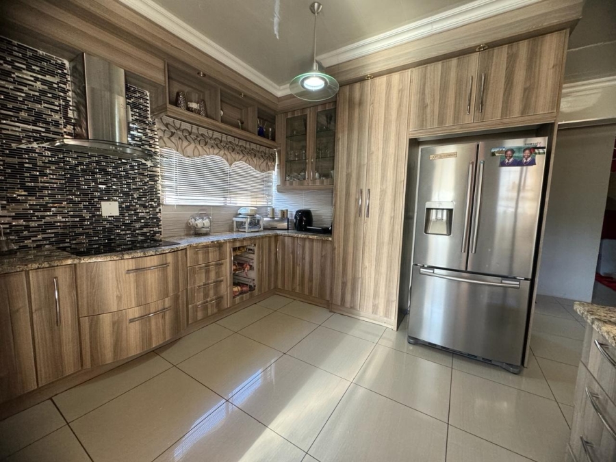 4 Bedroom Property for Sale in Woodhill Estate Limpopo