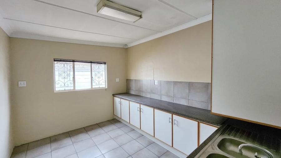 To Let Commercial Property for Rent in Polokwane Central Limpopo
