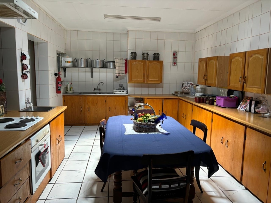 7 Bedroom Property for Sale in Trim Park Limpopo