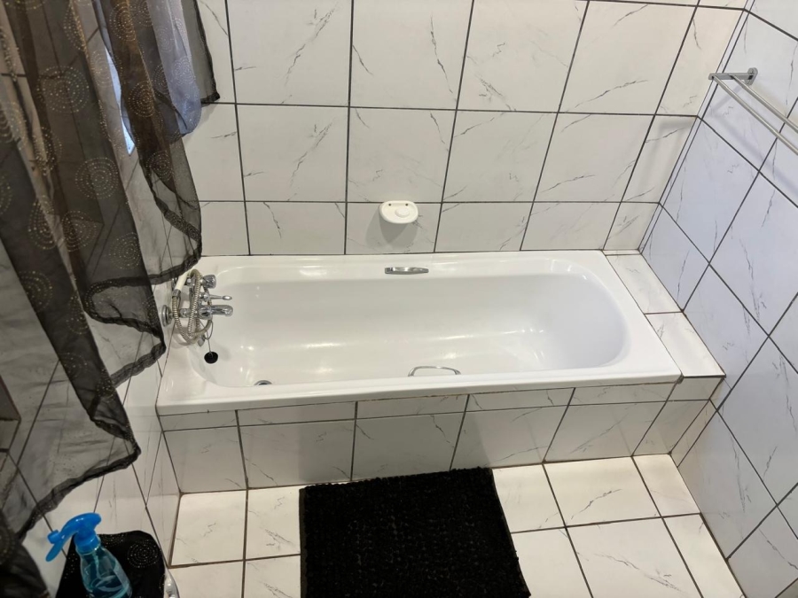 7 Bedroom Property for Sale in Trim Park Limpopo