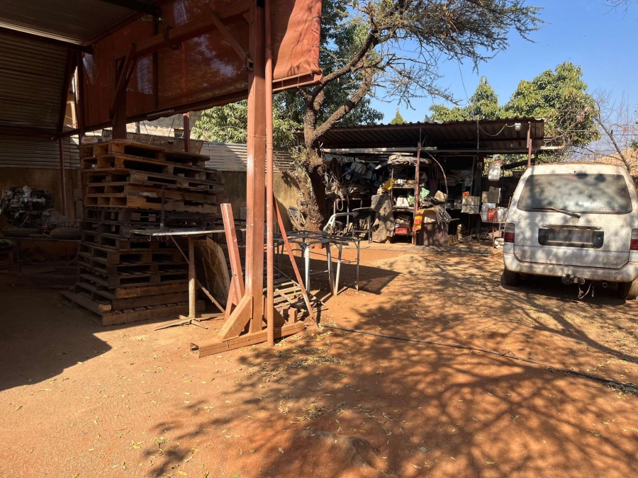 2 Bedroom Property for Sale in Phola Park Limpopo