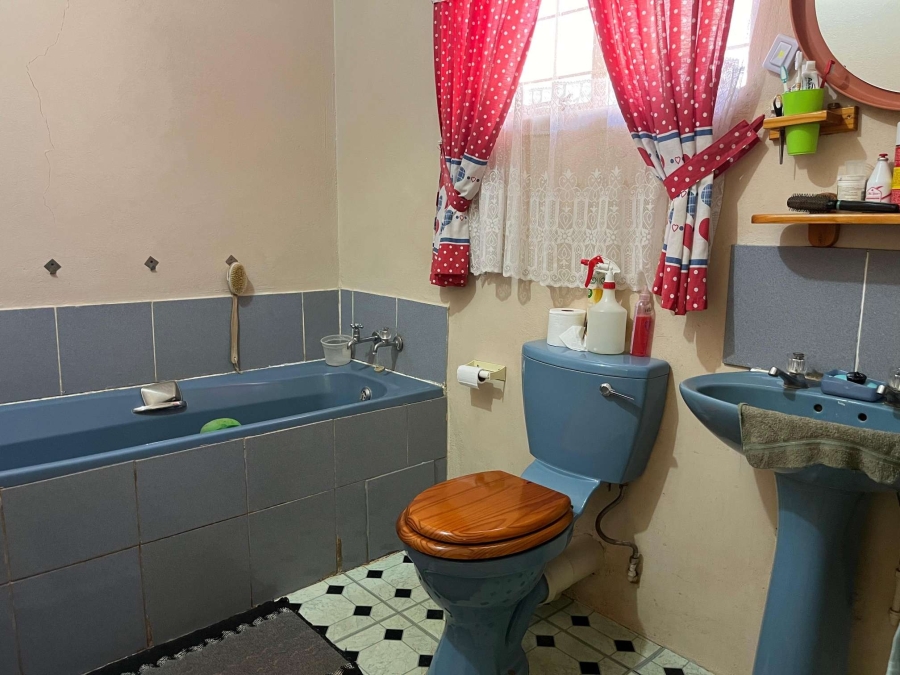 2 Bedroom Property for Sale in Phola Park Limpopo