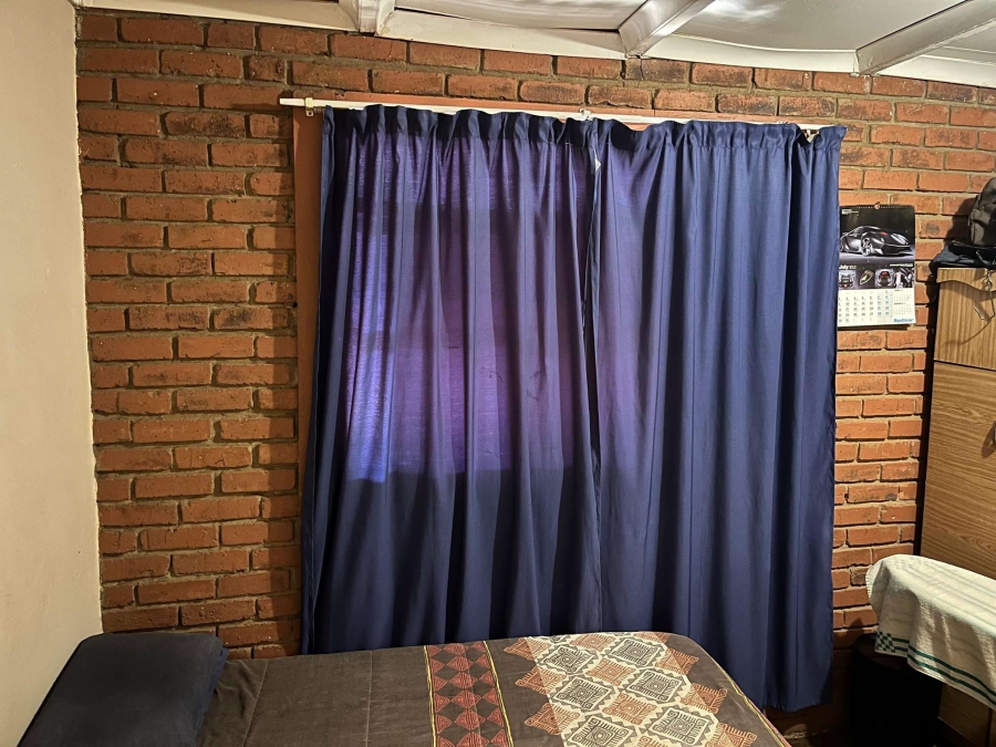 2 Bedroom Property for Sale in Phola Park Limpopo