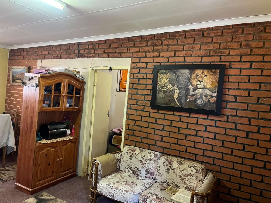 2 Bedroom Property for Sale in Phola Park Limpopo