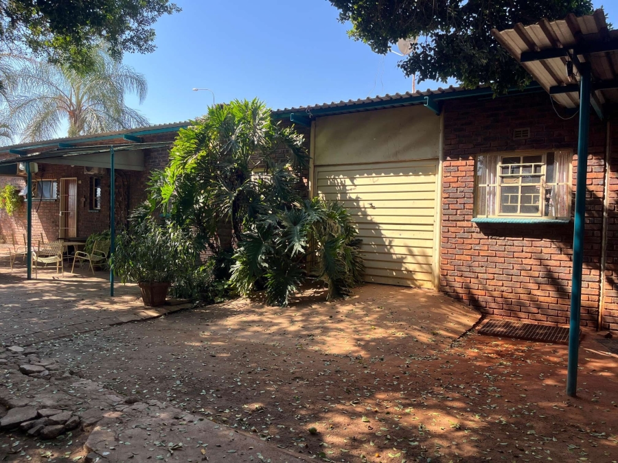 2 Bedroom Property for Sale in Phola Park Limpopo