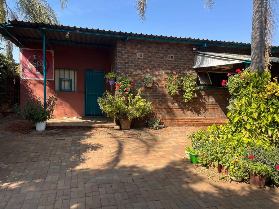 2 Bedroom Property for Sale in Phola Park Limpopo