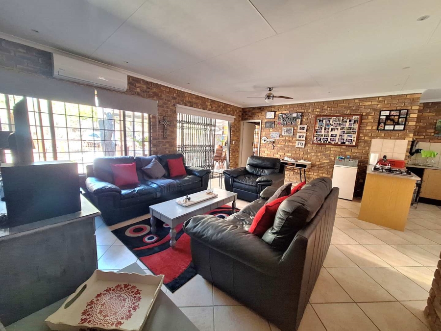 3 Bedroom Property for Sale in Leeupoort Limpopo