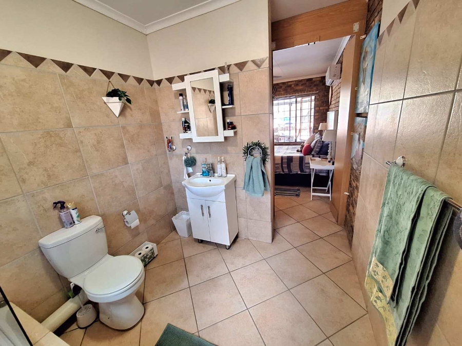 3 Bedroom Property for Sale in Leeupoort Limpopo