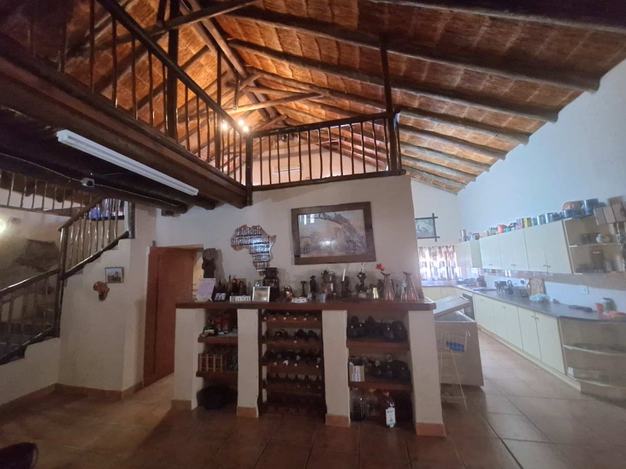 To Let 4 Bedroom Property for Rent in Leeupoort Limpopo