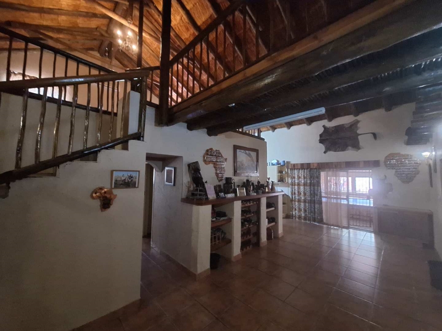 To Let 4 Bedroom Property for Rent in Leeupoort Limpopo