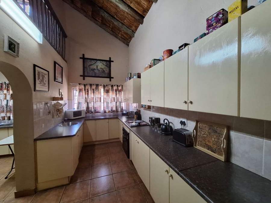To Let 4 Bedroom Property for Rent in Leeupoort Limpopo