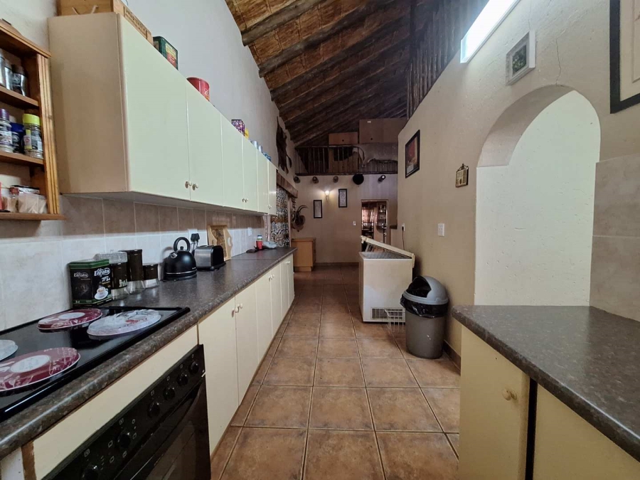 To Let 4 Bedroom Property for Rent in Leeupoort Limpopo