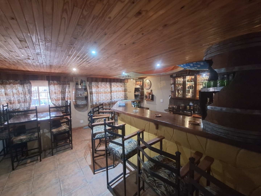 To Let 4 Bedroom Property for Rent in Leeupoort Limpopo