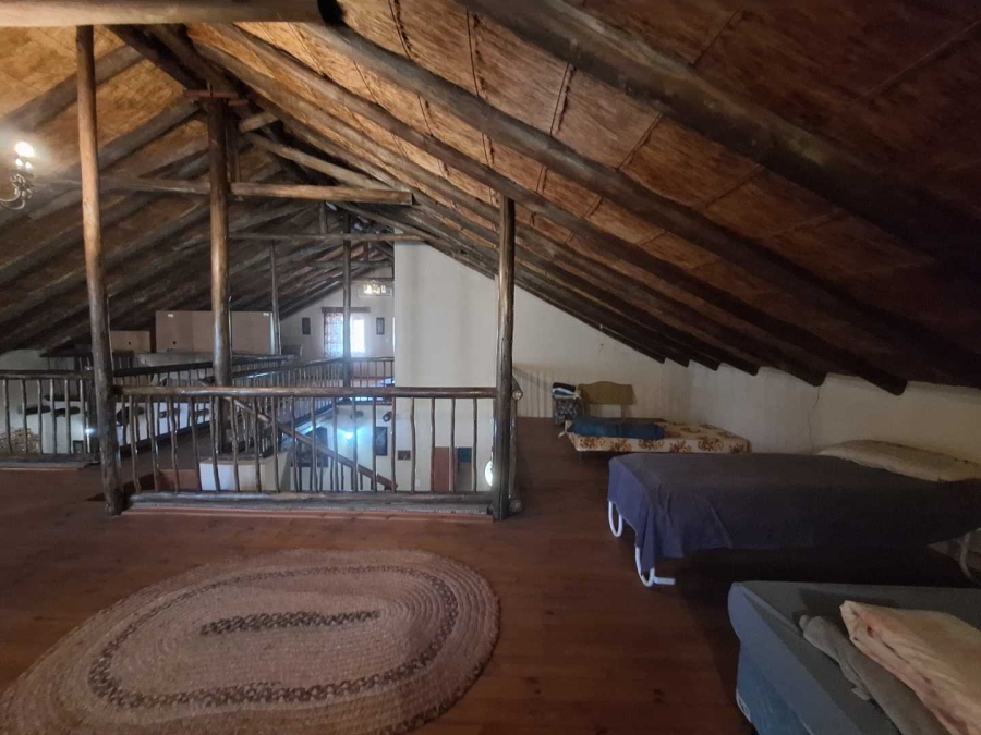 To Let 4 Bedroom Property for Rent in Leeupoort Limpopo