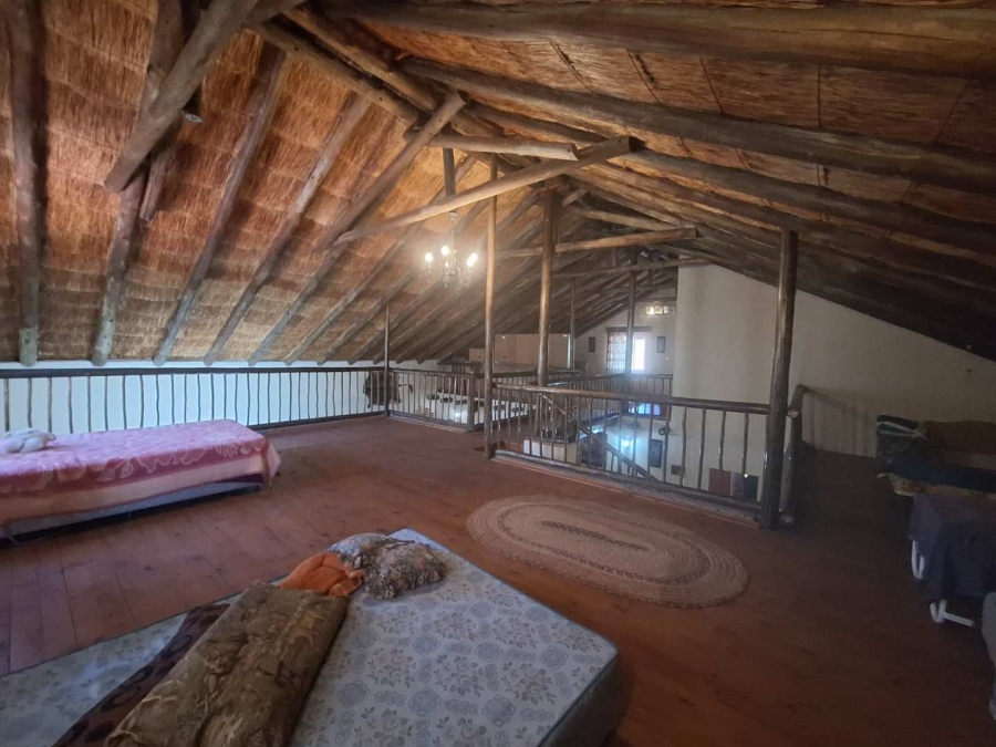 To Let 4 Bedroom Property for Rent in Leeupoort Limpopo