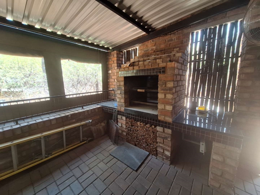 To Let 4 Bedroom Property for Rent in Leeupoort Limpopo