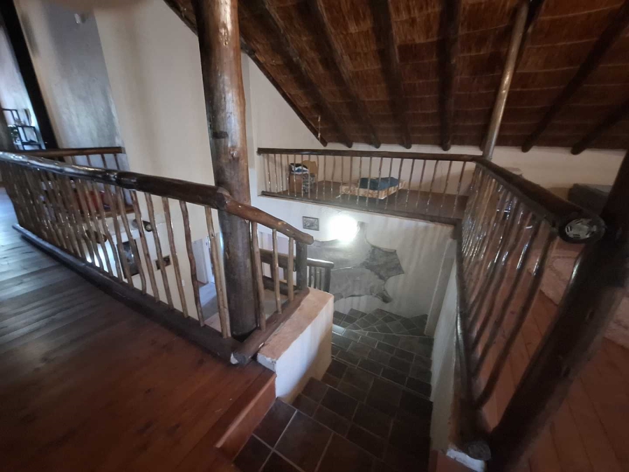 To Let 4 Bedroom Property for Rent in Leeupoort Limpopo