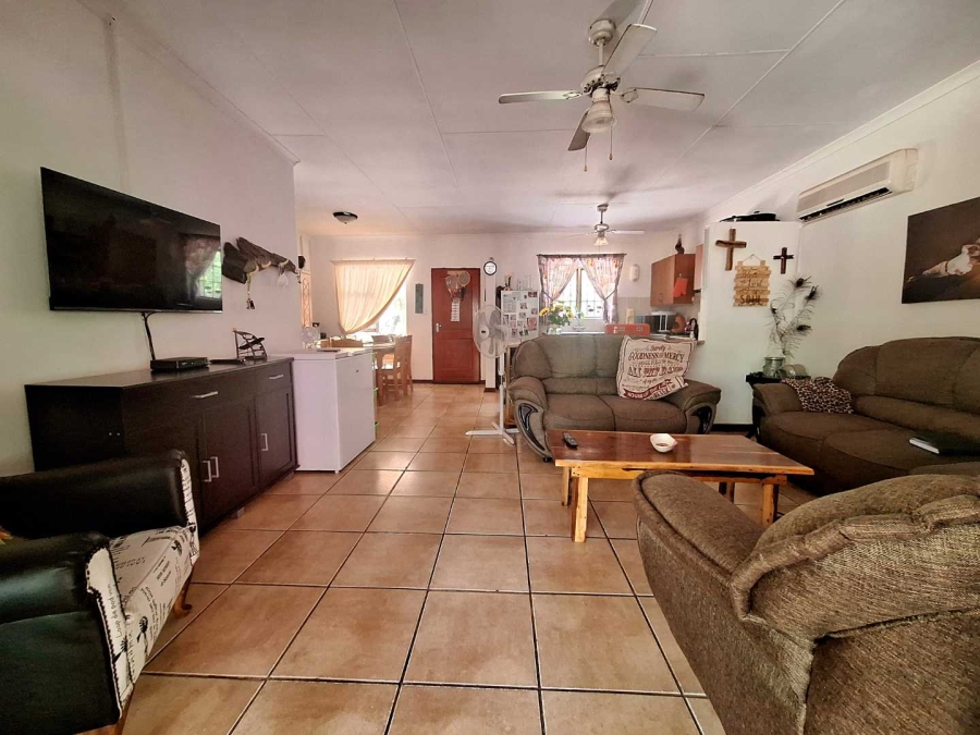 2 Bedroom Property for Sale in Leeupoort Limpopo