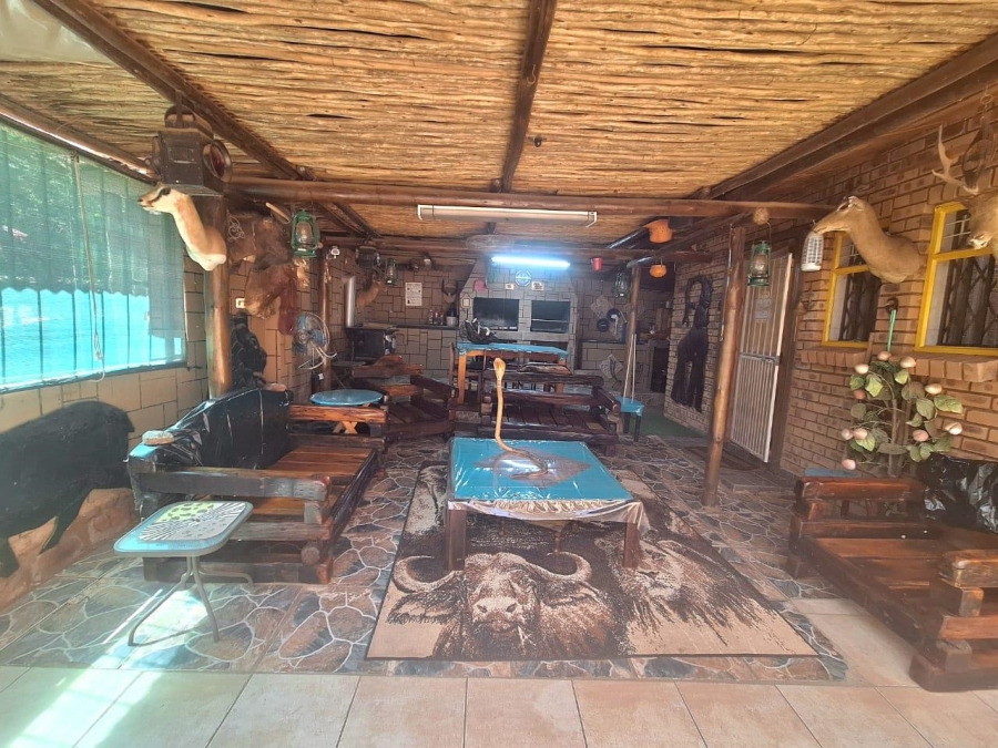 2 Bedroom Property for Sale in Leeupoort Limpopo