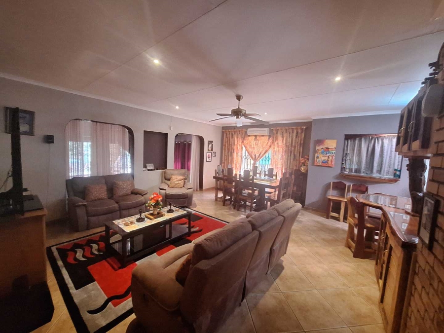 2 Bedroom Property for Sale in Leeupoort Limpopo