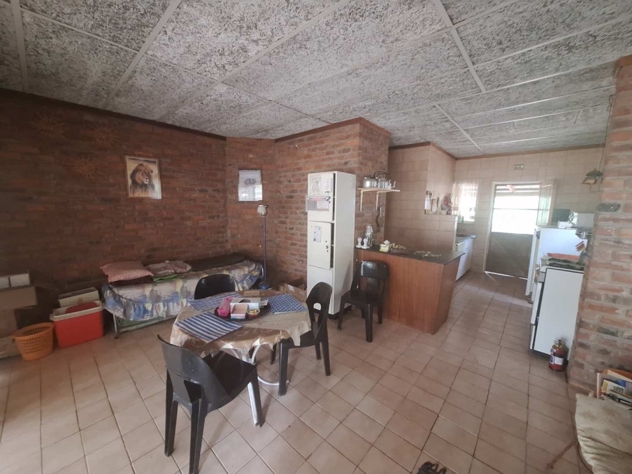 2 Bedroom Property for Sale in Leeupoort Limpopo