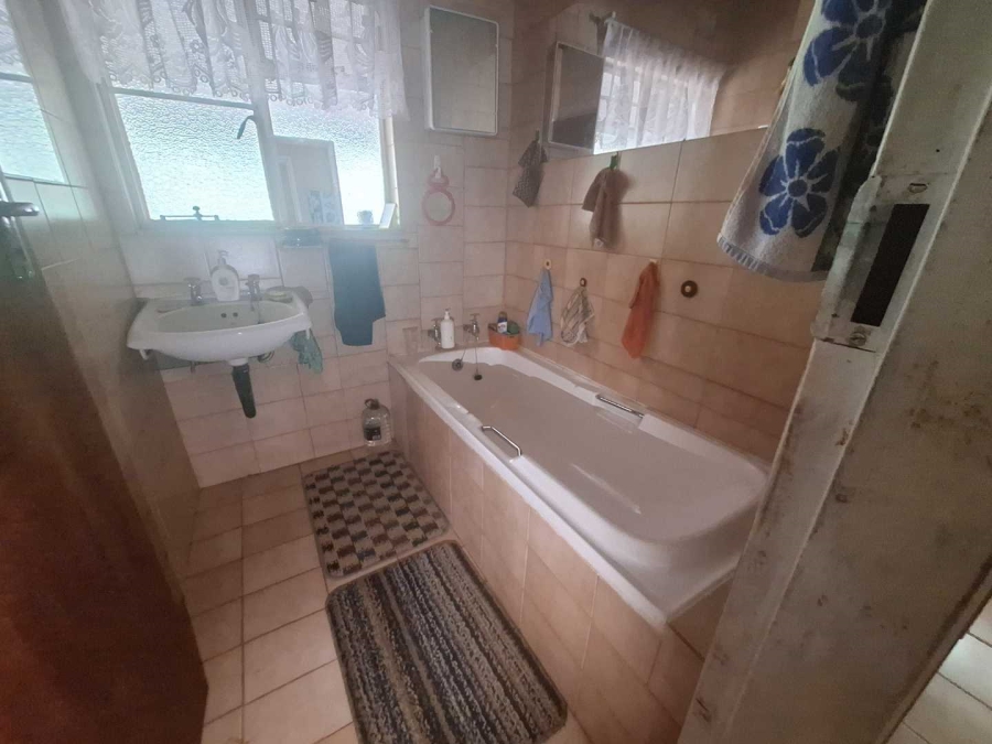 2 Bedroom Property for Sale in Leeupoort Limpopo